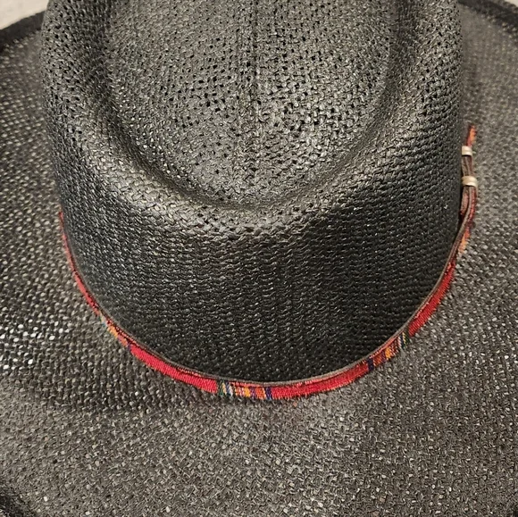 Black straw hat - Picture 3 of 4